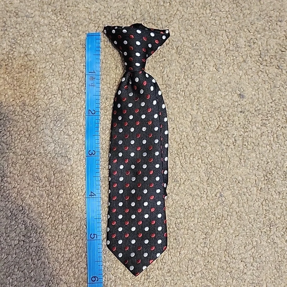 Boys tie